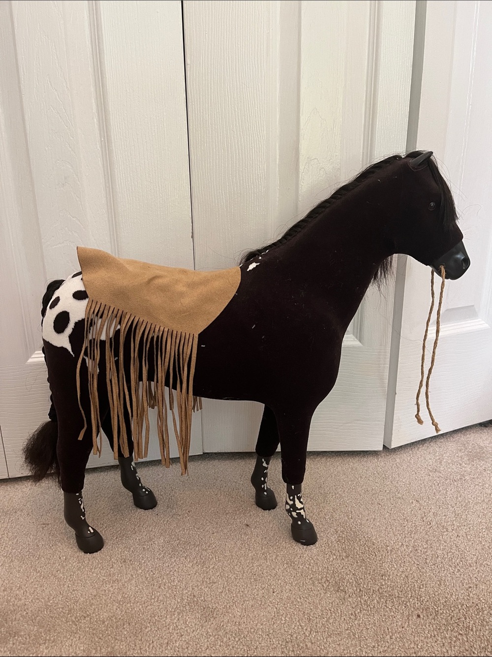 American Girl Kaya’s horse Steps High Toy